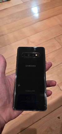 SAMSUNG Galaxy s10 Case included