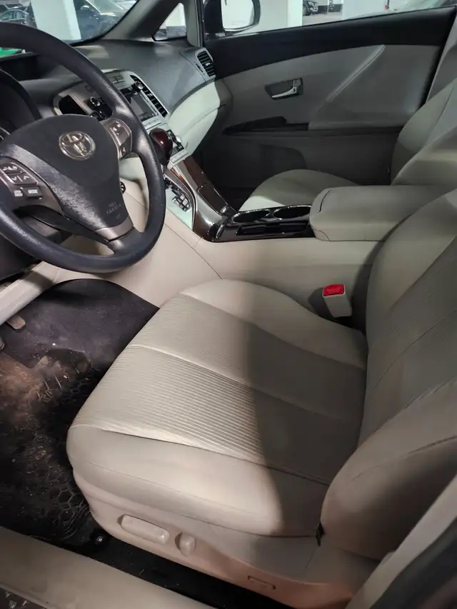 2012 Toyota Venza for Sale 2.7L 4 Cyl Awd $10,700 in Cars & Trucks in City of Toronto - Image 3