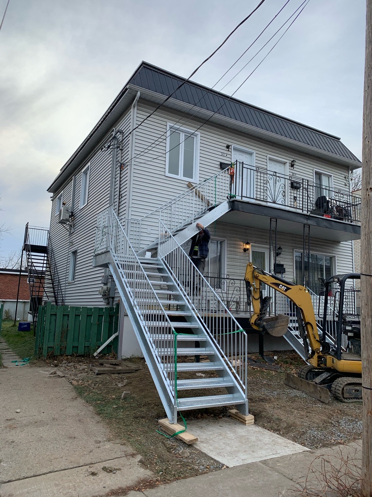 30 Av Laval — photo 1