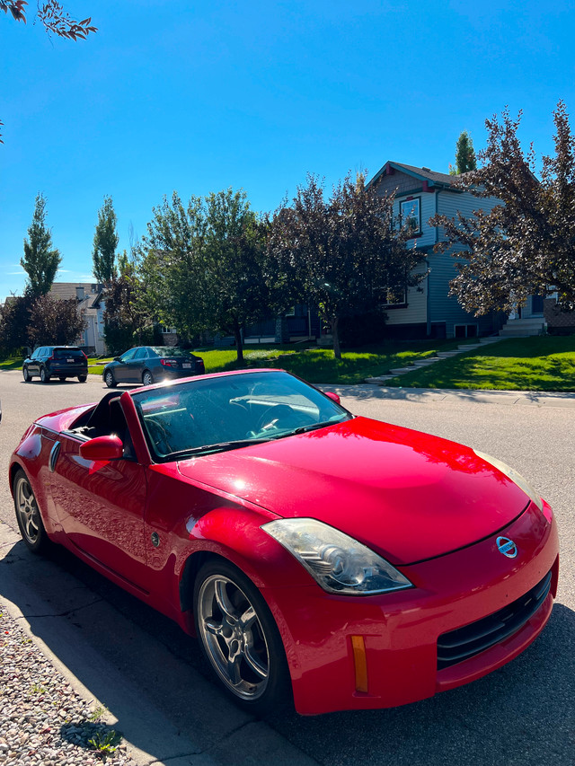 2008 Nissan 350z Roadster in Cars & Trucks in Calgary - Image 4
