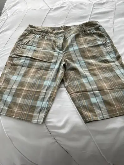 Ladies/girls golf shorts , View more