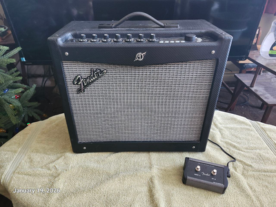 Fender Mustang 3 Modelling Amp 1x12 Celestion speaker. Very little use, great condition. Modelling a...