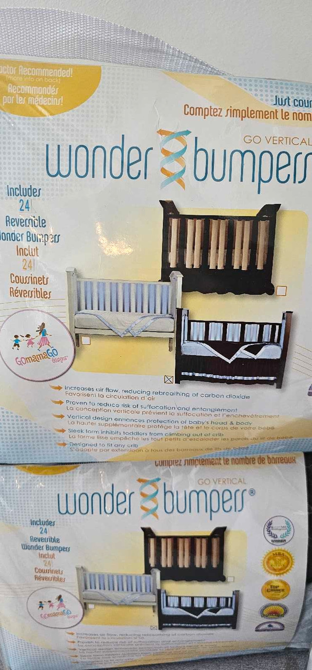 Themed Crib Bumpers w/ Animal Mobile & Nursery Lamp Set in Cribs in Winnipeg - Image 3