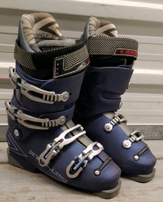 Ski Boots for Women size 42.5 - (8) for sale $100.00 in Ski in Mississauga / Peel Region