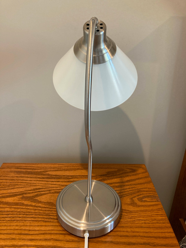 Table Lamp in Indoor Lighting & Fans in Calgary - Image 4