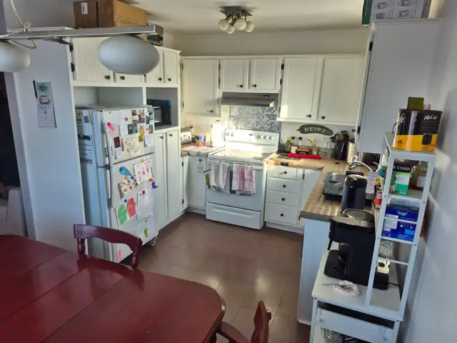 4.5 Repentigny, 3e étage, grand, propre, 2 mars, $1295