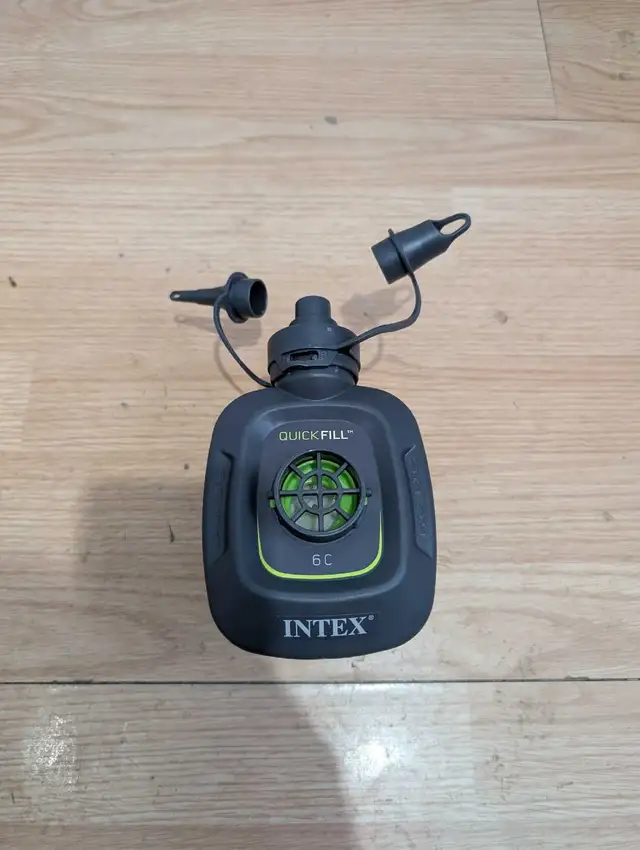 6C batteries Air pump in Other in Gatineau - Image 2