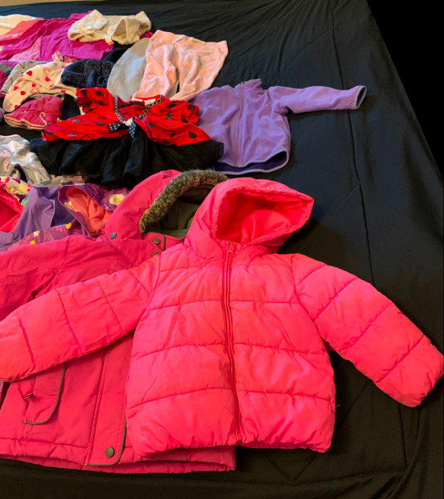 Fall, winter, spring, girl cloth (assorted) in Kids & Youth in Oakville / Halton Region - Image 4
