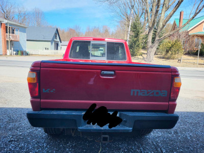 Mazda b4000