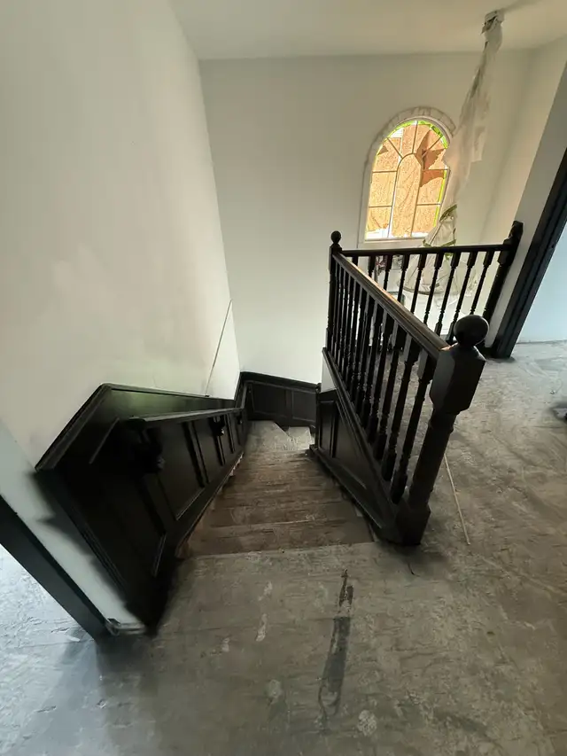 Professional Renovation and Contracting Services537541436570357764