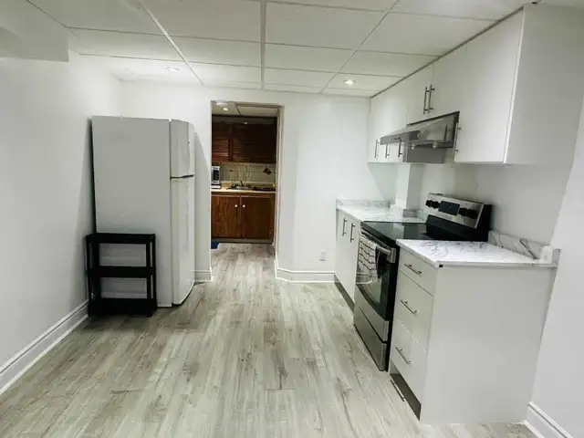 Fully Furnished Basement. Ideal for Couple ( Prefer Vegetarian) in Long Term Rentals in Mississauga / Peel Region - Image 4
