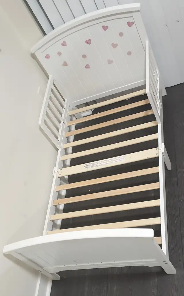 Toddler bed frame64407491535106121