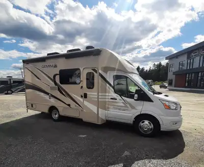 2022 Thor Motor Coach Gemini TW23, 1 extension, FORD ecoboost AWD, 23 pieds Jamais vue l'hiver. Soit...