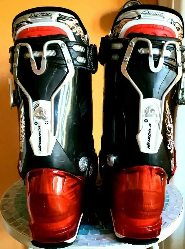Bottes de skis Nordica FIREARROW F3 taille 25.5 USA 7-7.5 in Ski in City of Montréal - Image 7