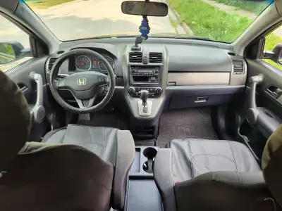 2010 HONDA CR-V AWD VERY GOOD CONDITION No issues at all runs and drives very well No leaks no rust...