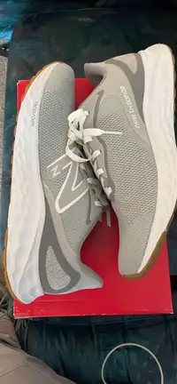 Brand New New Balance Men’s Shoes - Size 10.5, Grey, Original B