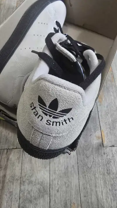 Adidas Stan Smith CS, View more