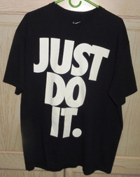 NIKE XL Just Do It T-Shirt Black 100% Cotton Loose Fit