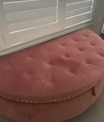 pink velvet chair, View more