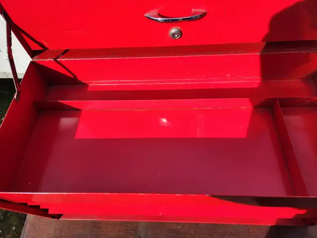 Snap-on Tools 3 Drawers Tool Chest in Tool Storage & Benches in Windsor Region - Image 7