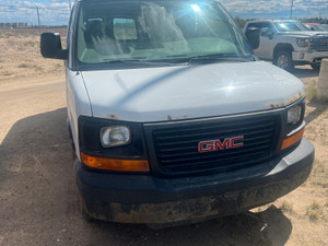 2009 GMC Savana 2500 cargo van
