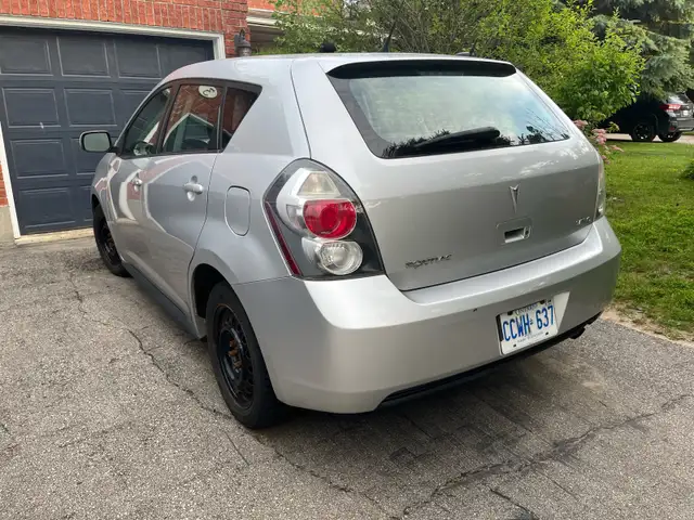 2009 Pontiac Vibe in Cars & Trucks in Cambridge - Image 3