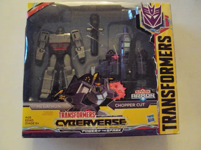 TRANSFORMERS - MEGATRON AND CHOPPER CUT - 2018 in Arts & Collectibles in Barrie - Image 2