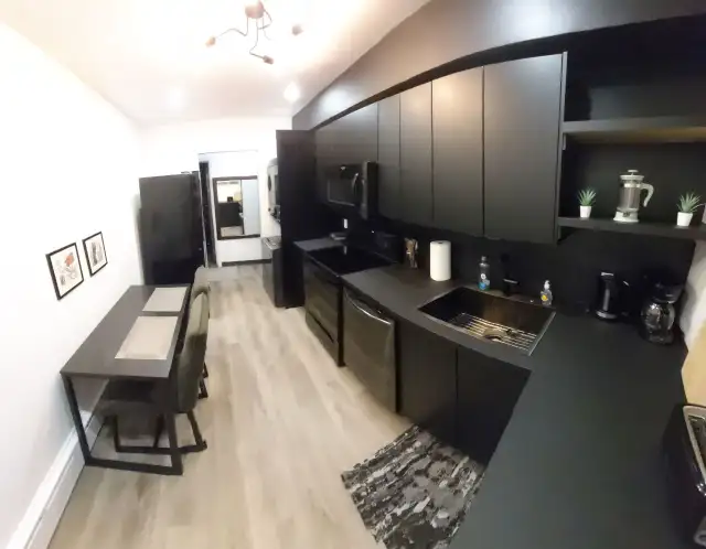 Sept 20 -- Central Fully Furnished 2 Bedroom in Short Term Rentals in Sudbury - Image 7