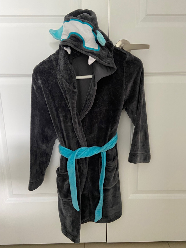 Boys Animal Robe (have 2 available) Size 8-10 in Kids & Youth in Mississauga / Peel Region