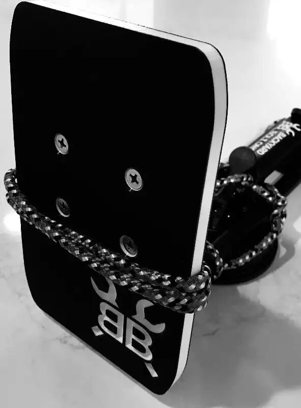 Wakesurf surf Shaper $300 in Water Sports in Vernon - Image 4