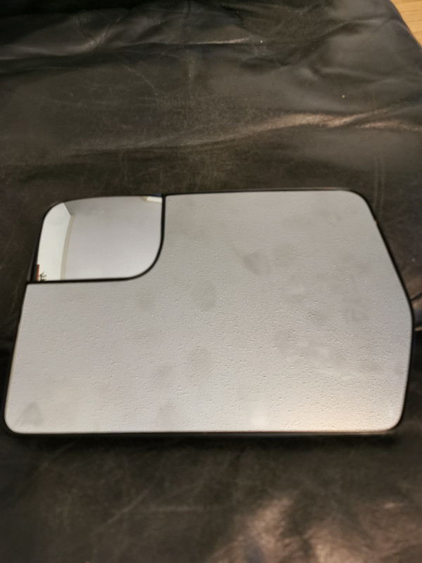 F150 LH heated mirror replacement glass 2011-14 in Auto Body Parts in St. Catharines