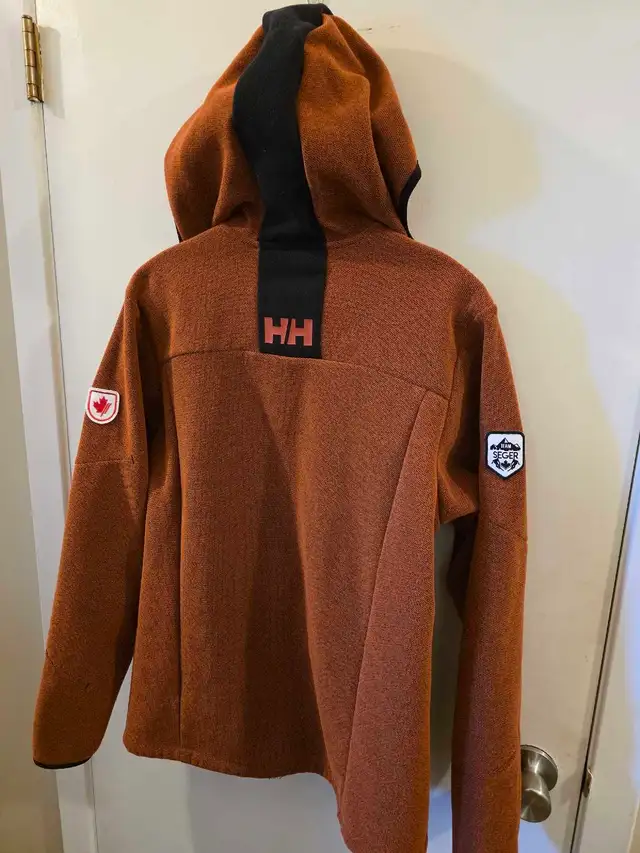 Helly Hansen Fleece Jacket  large  in Men's in Edmonton - Image 5