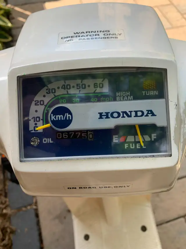 1984 HONDA SPREE - NQ50 - $1750 CAD$ in Scooters & Pocket Bikes in Mississauga / Peel Region - Image 6
