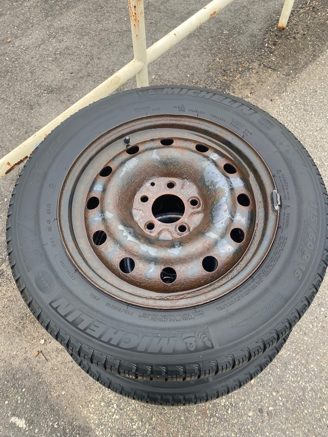 215/60 R16 winter tires  in Tires & Rims in Kitchener / Waterloo