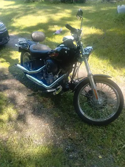 2004 Harley Davidson Night train usage a vendre, fonctionne très bien,. milage bas a 34, 901 km Used...