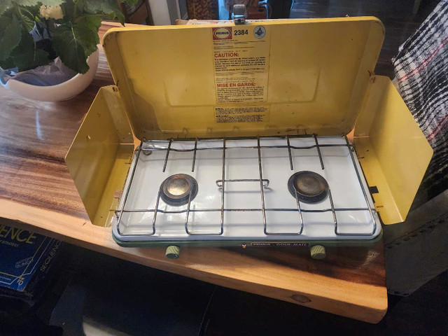 Like new Primus Gour-mate Deluxe 2 Burners Propane Stove in Fishing, Camping & Outdoors in Oshawa / Durham Region - Image 4