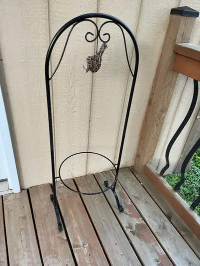 Metal Flower Pot or Basket Stand, View more