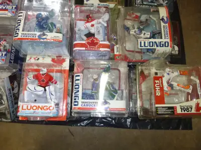 6 figurines gardiens but  de luongo, View more