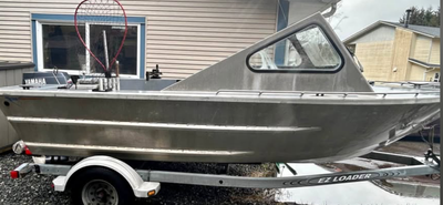 Beautiful day boat for ocean, wide beam, heavy aluminum hull, made in Prince Rupert, very nice condi...