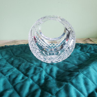 Vintage crystal basket with handle
