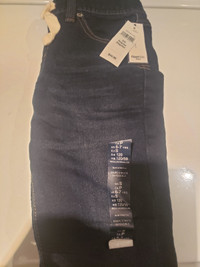 Boys jeans size 6/7 with tags Gap