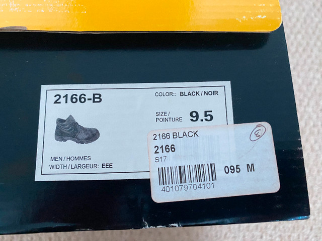 Men's Safety Shoes NEW  $50.00  REDUCED!! in Men's Shoes in Hamilton - Image 2