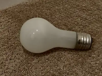 I am selling a 100/200/300 Watts 3-Way Incandescent Bulb PS25 Mogul Base in new condition. Bulb is d...