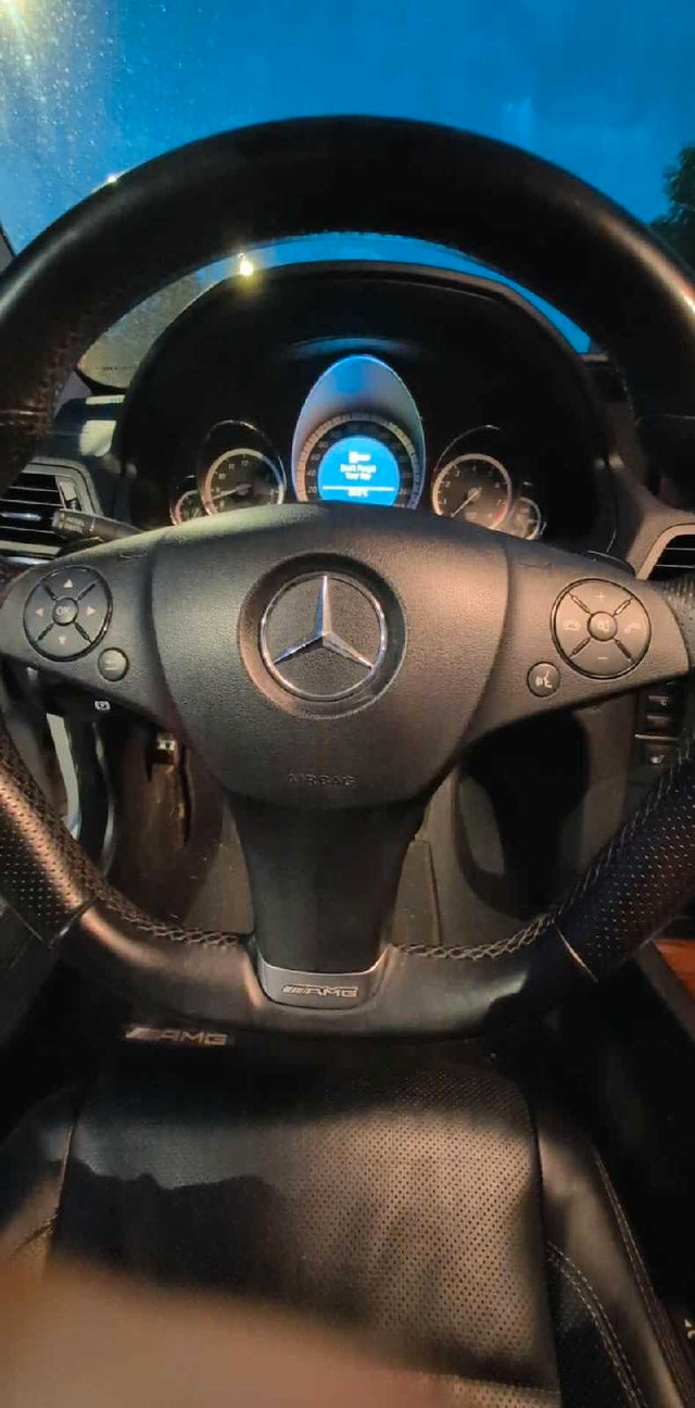 2010 Mercedes Benz AMG E550 Coupe  in Cars & Trucks in City of Toronto - Image 3