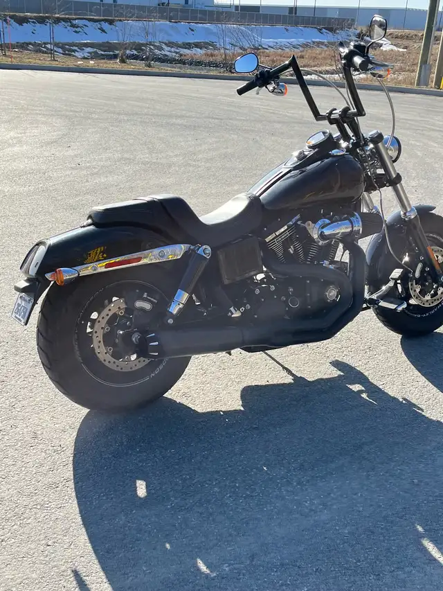 Harley Davidson Fat Bob 2017 in Touring in Lévis - Image 6