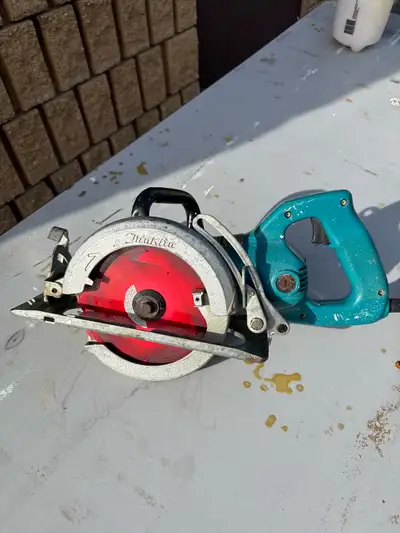 Makita 7-1/4” Hypoid Worm Drive Circular Saw, View more