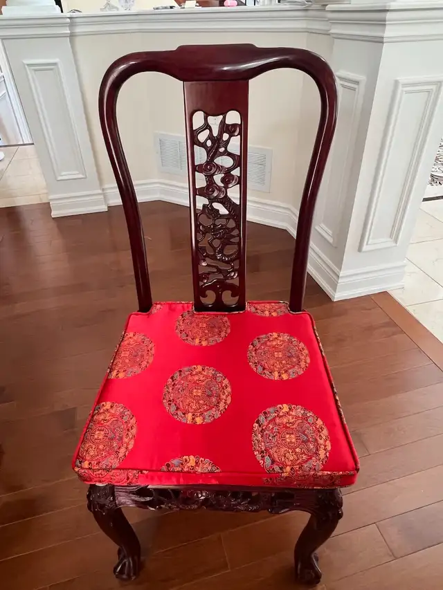 Oriental Dining Table 6-8 Seater in Top Condition63735879196803124