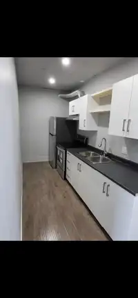 2-3 bedroom rental. 2nd floor, new appliances , Aylmer $1800 +