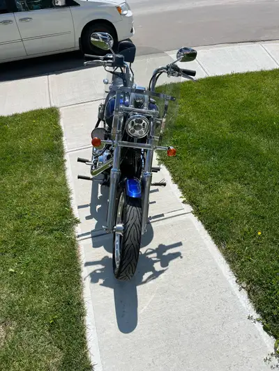 Very good bike New tires New brake pads New oil change and filter Screaming eagle heavy breather Fre...