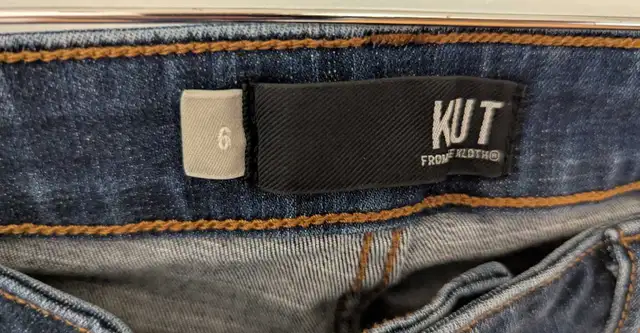 Brand New KUT From The Kloth Jeans - Women's Size 6 in Women's - Bottoms in City of Toronto - Image 5